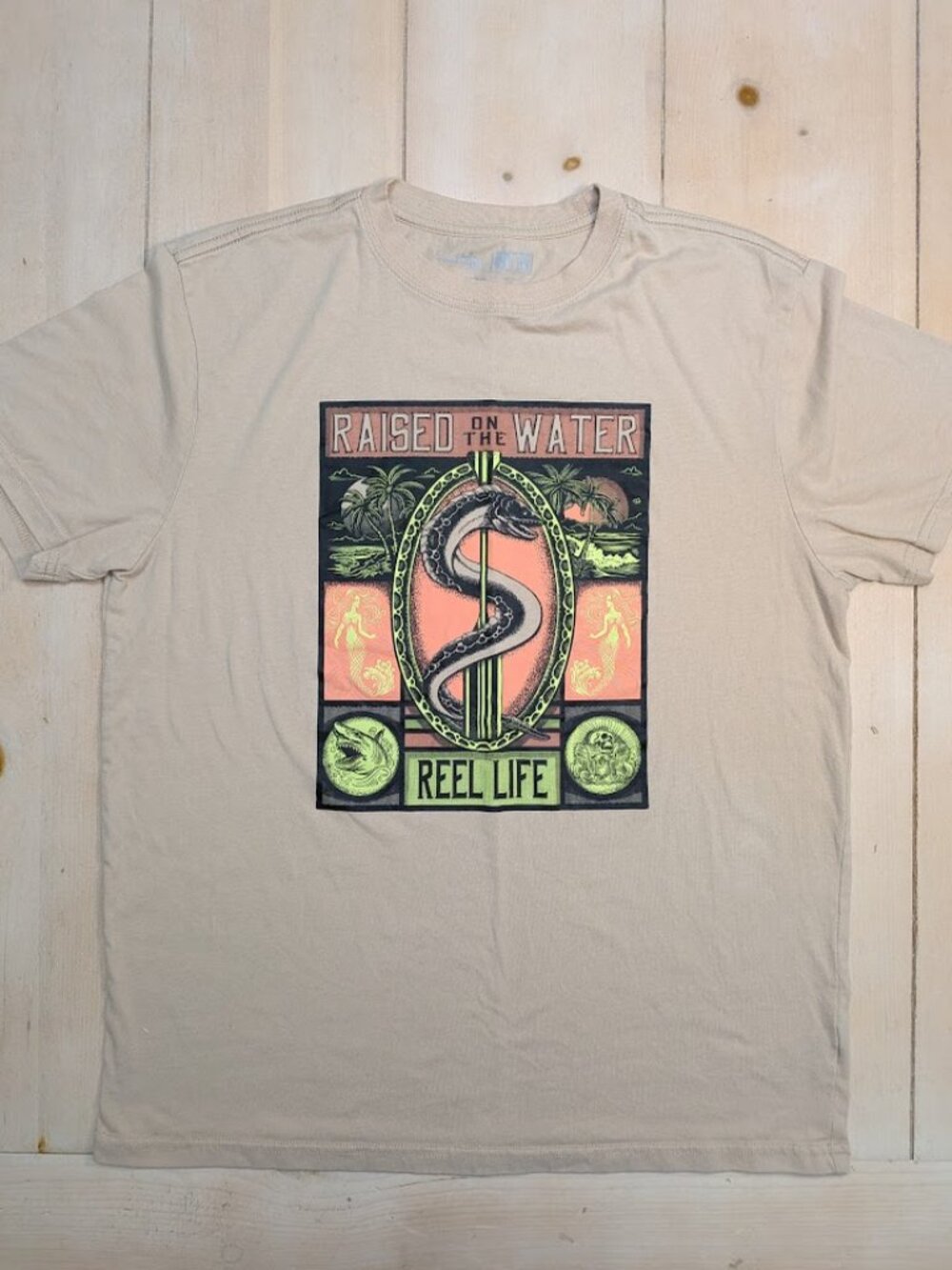 Reel Life Raised on the Water Snake Fishing Graphic T Shirt Men’s M